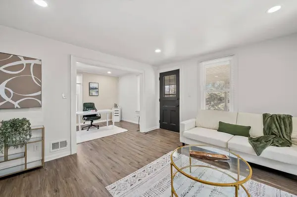 W156N5045 Pilgrim ROAD, Menomonee Falls, WI 53051