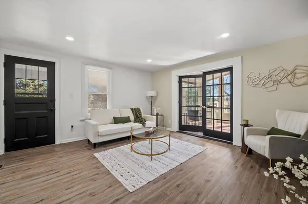 W156N5045 Pilgrim ROAD, Menomonee Falls, WI 53051