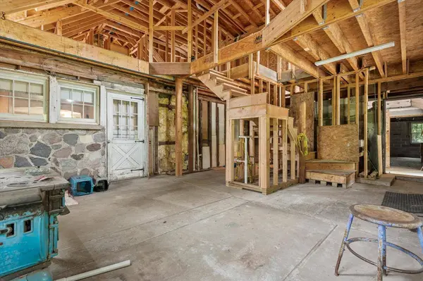 W330S7098 County Road E, Mukwonago, WI 53149