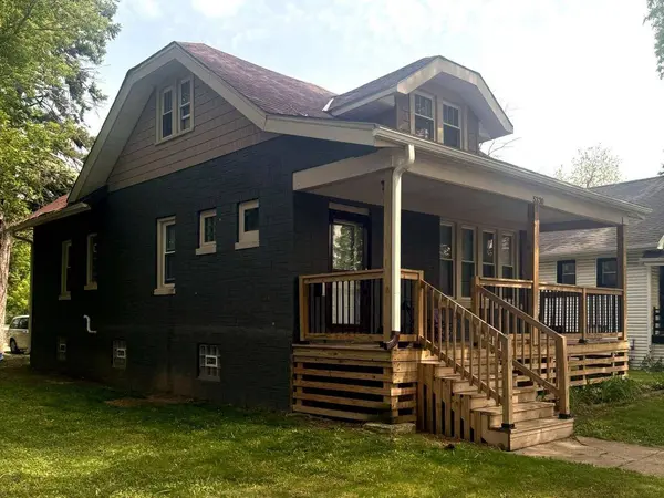 5330 N 36th STREET, Milwaukee, WI 53209