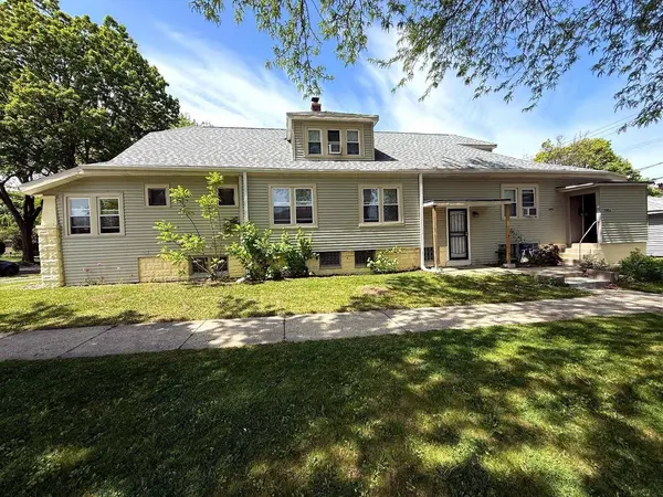 6302 W Medford AVENUE, Milwaukee, WI 53218