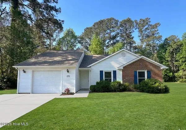 216 E Lakeridge LNDG, Jacksonville, NC 28546