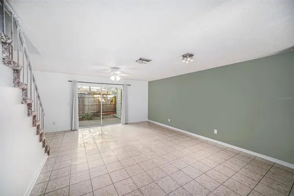 13960 FLETCHERS MILL DR, Tampa, FL 33613