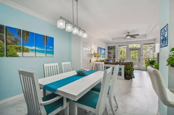 4304 BAY CLUB CIR #4304, Tampa, FL 33607