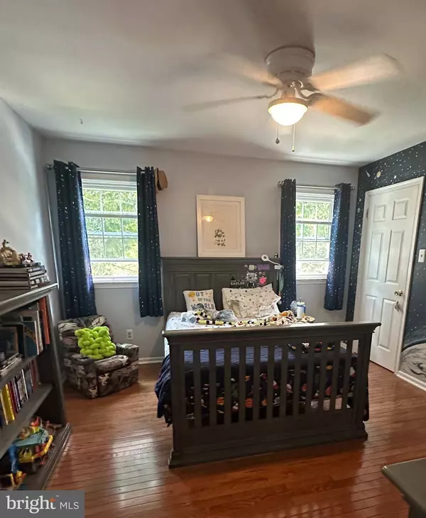 82 WINDING WAY, Upper Chichester, PA 19061