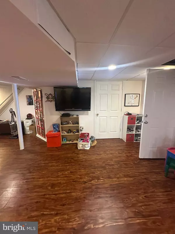 82 WINDING WAY, Upper Chichester, PA 19061