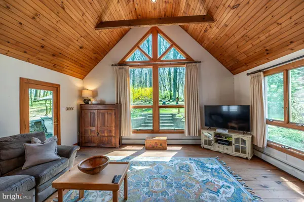 124 COLUMBIA DR, Coatesville, PA 19320