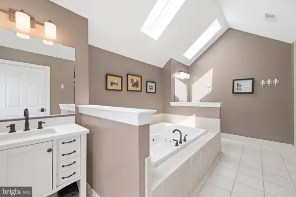 3219 GREYSTONE, Garnet Valley, PA 19060