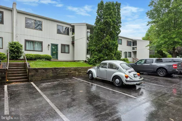 289 SUMMIT HOUSE #289, West Chester, PA 19382