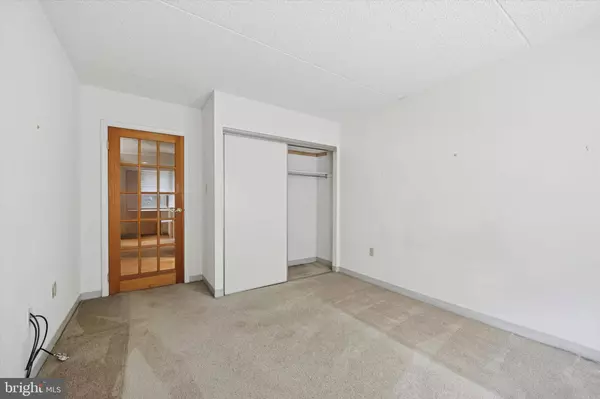 800 AVONDALE RD #2C, Wallingford, PA 19086