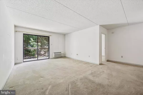 800 AVONDALE RD #2C, Wallingford, PA 19086