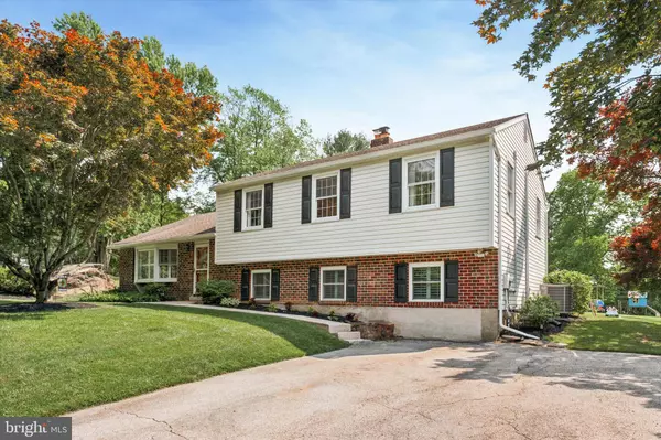 15 PAUL LN, Glen Mills, PA 19342