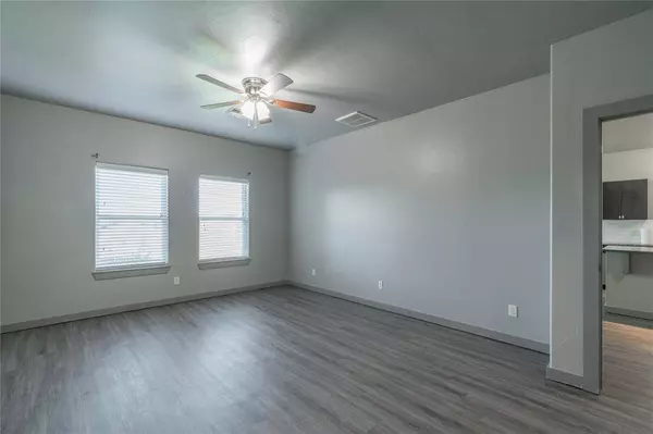 604 NW 175th ST, Edmond, OK 73012