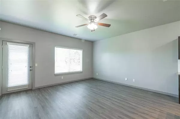 604 NW 175th ST, Edmond, OK 73012
