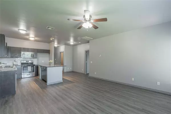 604 NW 175th ST, Edmond, OK 73012