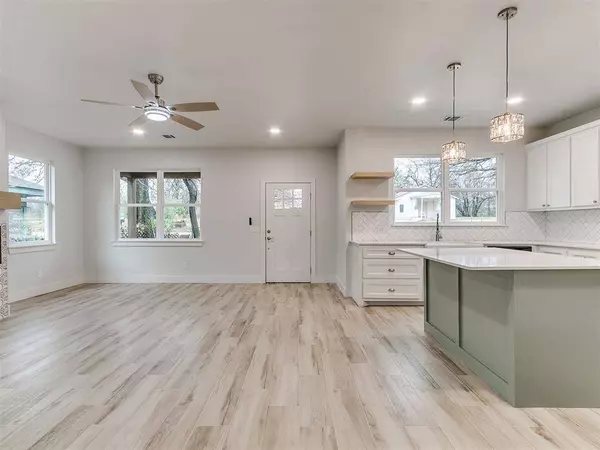 2120 NE 14th ST, Oklahoma City, OK 73117