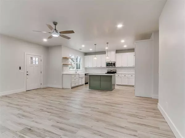 2120 NE 14th ST, Oklahoma City, OK 73117