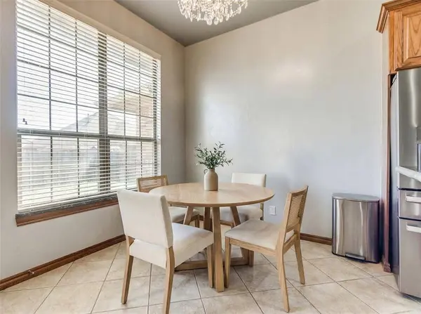 9100 Sue Anthony LN, Yukon, OK 73099