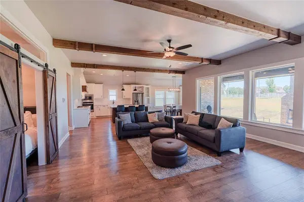 14542 Fox Lair LN, Edmond, OK 73025