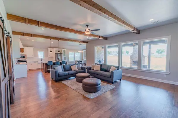 14542 Fox Lair LN, Edmond, OK 73025