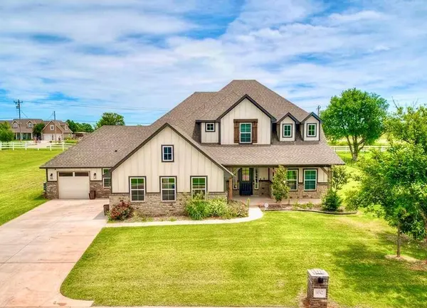 14542 Fox Lair LN, Edmond, OK 73025