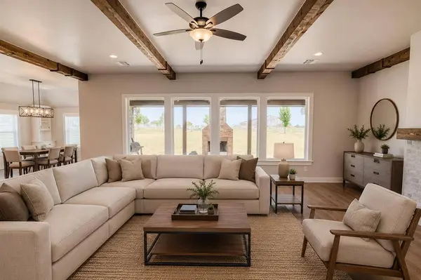 14542 Fox Lair LN, Edmond, OK 73025