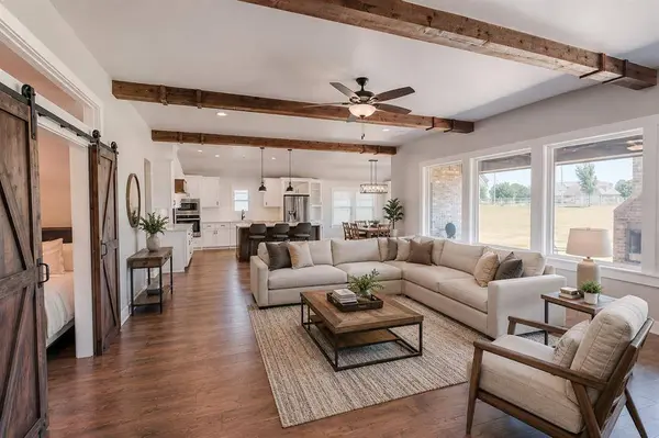 14542 Fox Lair LN, Edmond, OK 73025