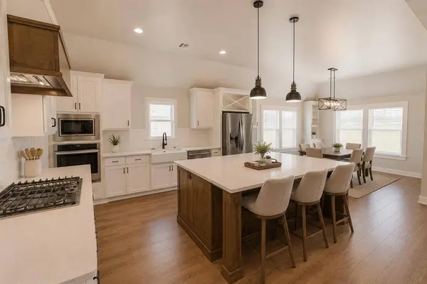 14542 Fox Lair LN, Edmond, OK 73025