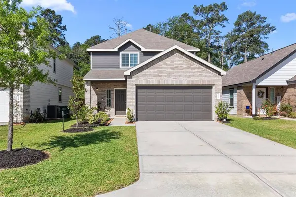 2220 Raider DR, Conroe, TX 77301