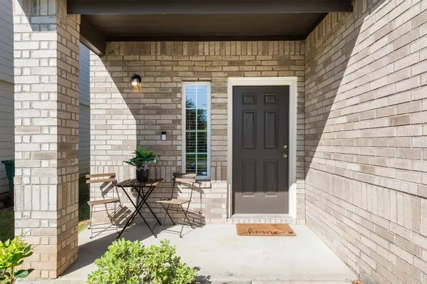 2220 Raider DR, Conroe, TX 77301
