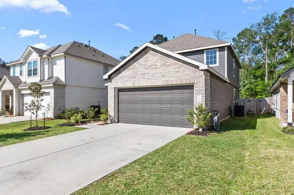 2220 Raider DR, Conroe, TX 77301