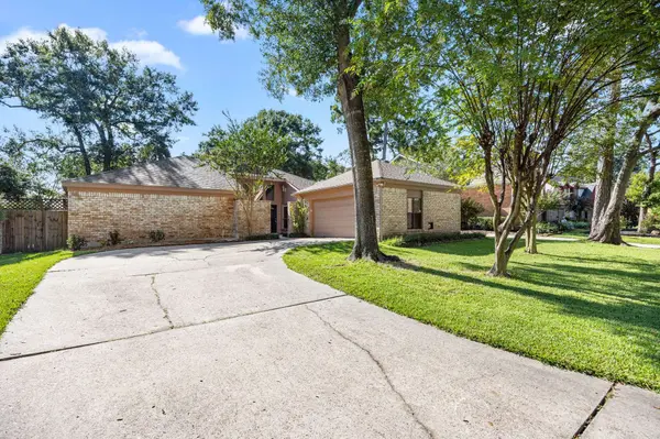 5 Kensington CT, Conroe, TX 77304