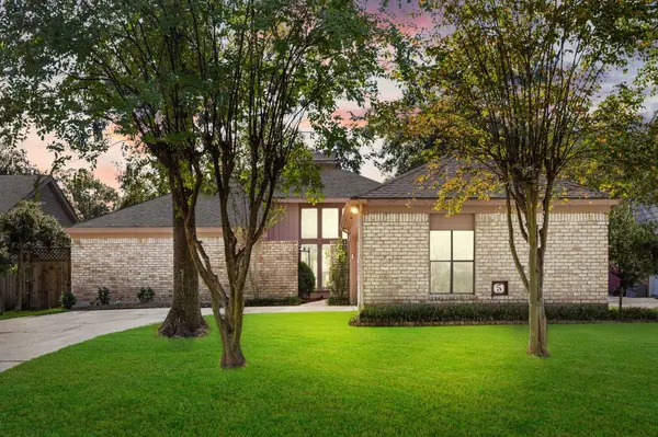 5 Kensington CT, Conroe, TX 77304
