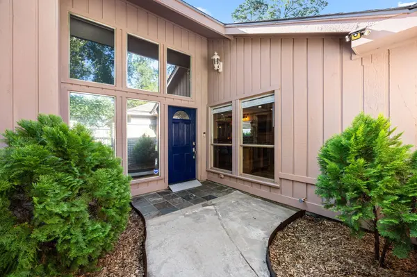 5 Kensington CT, Conroe, TX 77304
