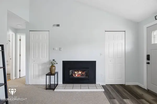 4352 Reka DR, Anchorage, AK 99508