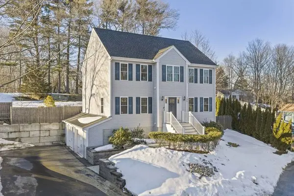 29 Arnold Road, Weymouth, MA 02191