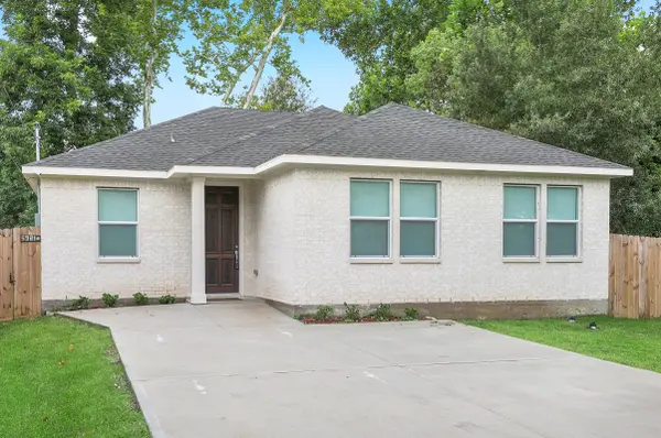 5921 Jackson Ln #null, Texas City, TX 77591-4211