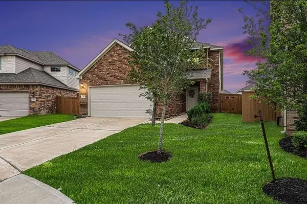 408 Long Beach Bay Dr, Katy, TX 77493-6441