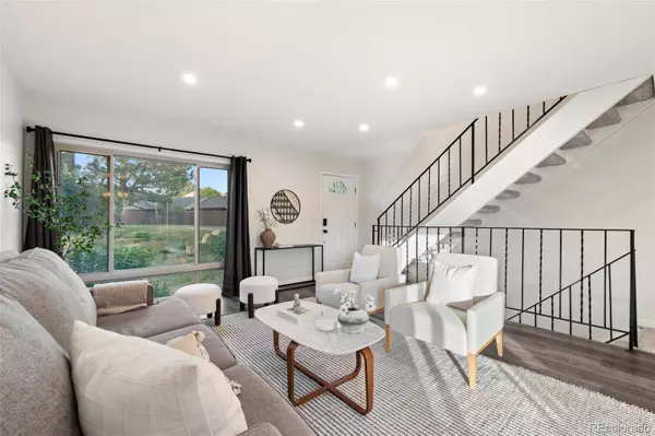 4416 W Pondview DR, Littleton, CO 80123