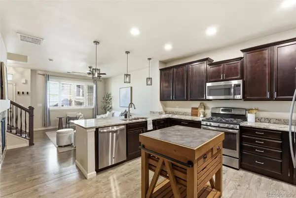 9083 E Phillips LN, Centennial, CO 80112