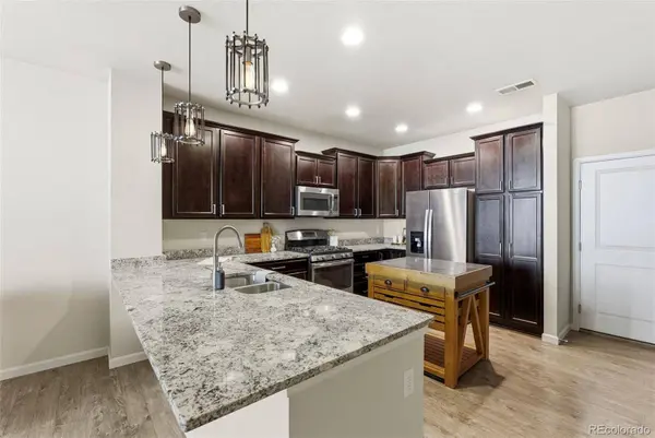 9083 E Phillips LN, Centennial, CO 80112