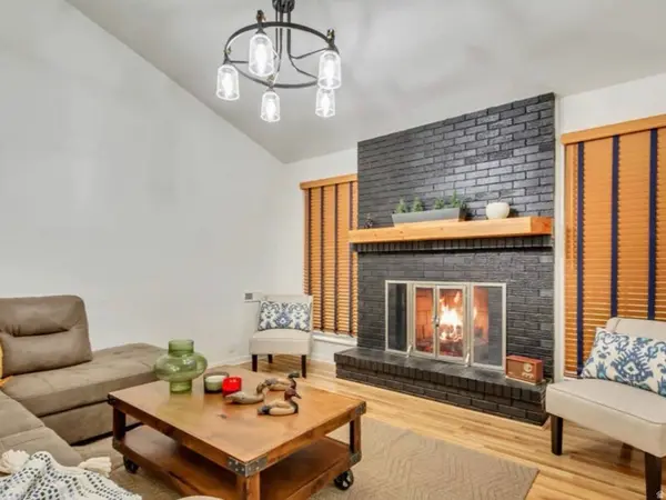 6893 S 3200 W, West Jordan, UT 84084