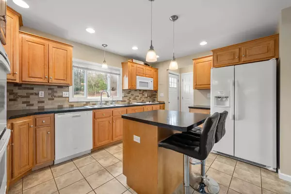 180 Baltic Road, Norwich, CT 06360