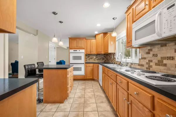 180 Baltic Road, Norwich, CT 06360