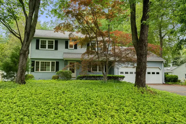 80 Farmstead Lane, Windsor, CT 06095