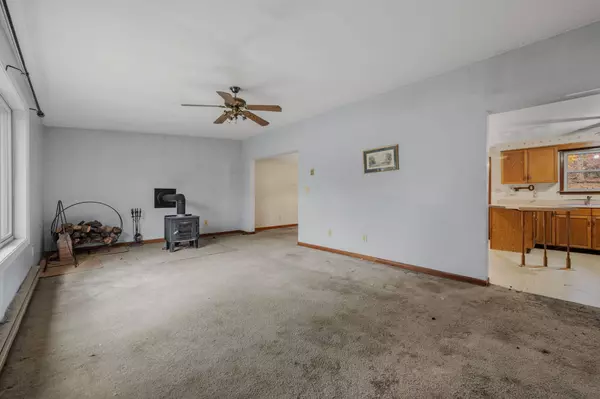 69 Ross Hill Road, Lisbon, CT 06351