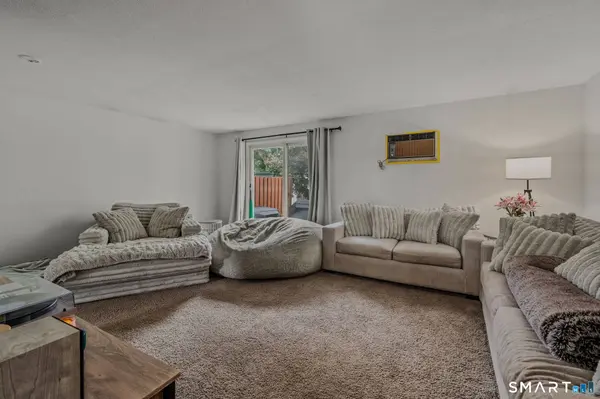 10 Lakeside Drive #K, Ledyard, CT 06339