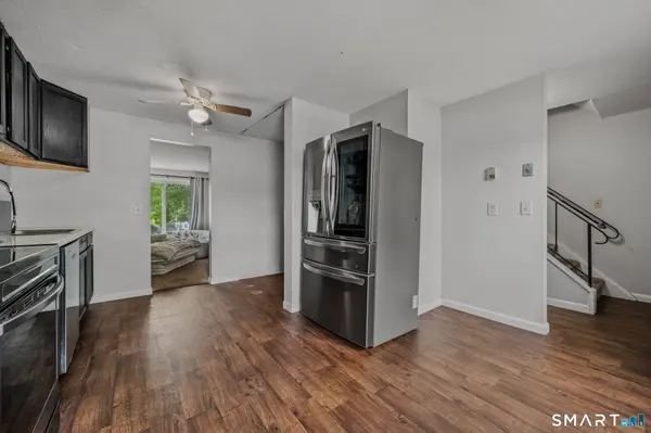 10 Lakeside Drive #K, Ledyard, CT 06339