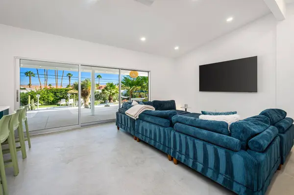 73520 Joshua Tree ST, Palm Desert, CA 92260
