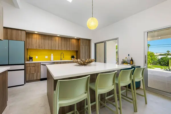 73520 Joshua Tree ST, Palm Desert, CA 92260